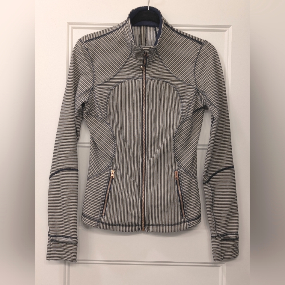 LULULEMON Forme Jacket II Women's Jacket Striped Blue Size 6